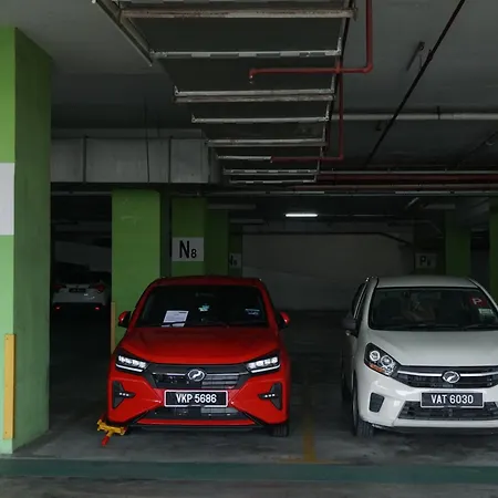 Happy House 2-4Pax, 2 Free Parking Upstairs Mall, Columbia Hospital, Tar University,Lrt Station, Kuala Lumpur Exterior photo